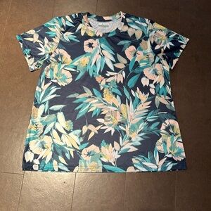 Columbia Omni wick top size XXL